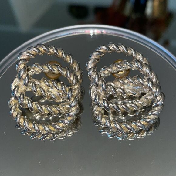 Large silver tone wrapped rope look coiled post earrings - Picture 2 of 3